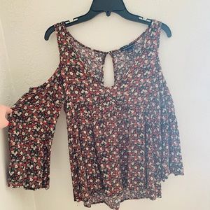 American Eagle Floral Top